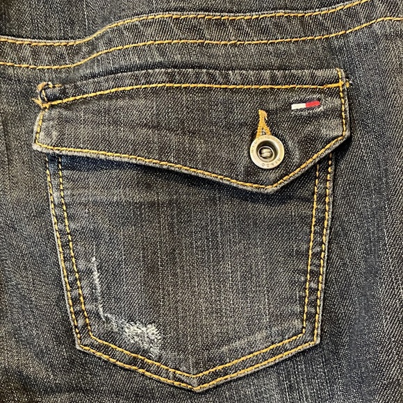 Tommy Hilfiger, 8, straight, 98% Cotton,2% spandex.Factory distressed. EUC - Picture 3 of 8